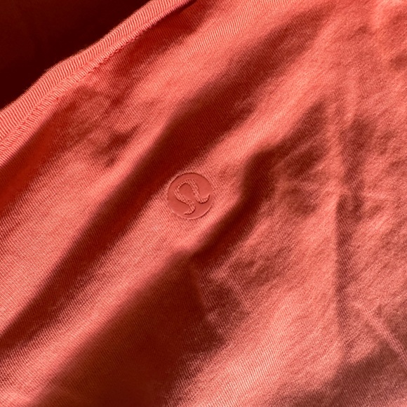 Lululemon | Cates Tee - Picture 4 of 6